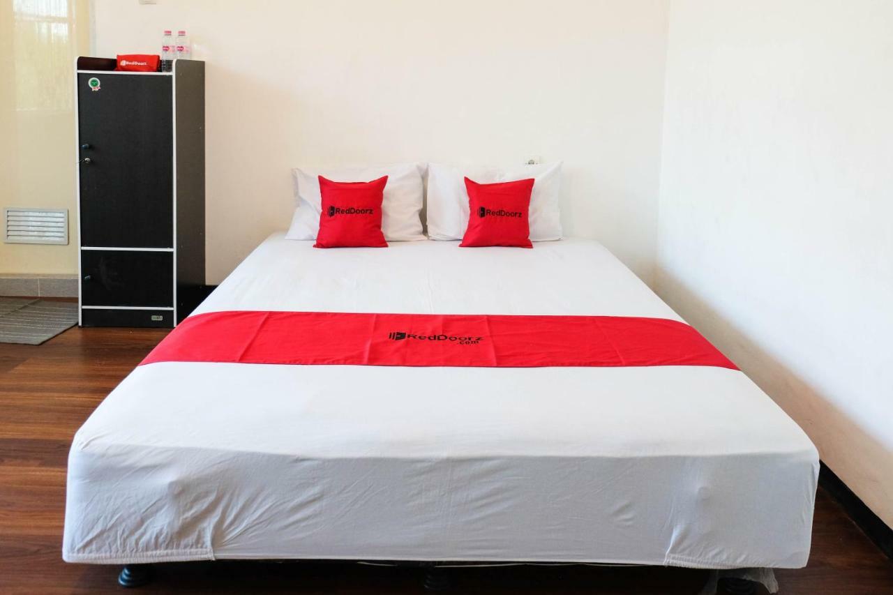 Reddoorz Near Ahmad Yani Airport 3 2* Semarang