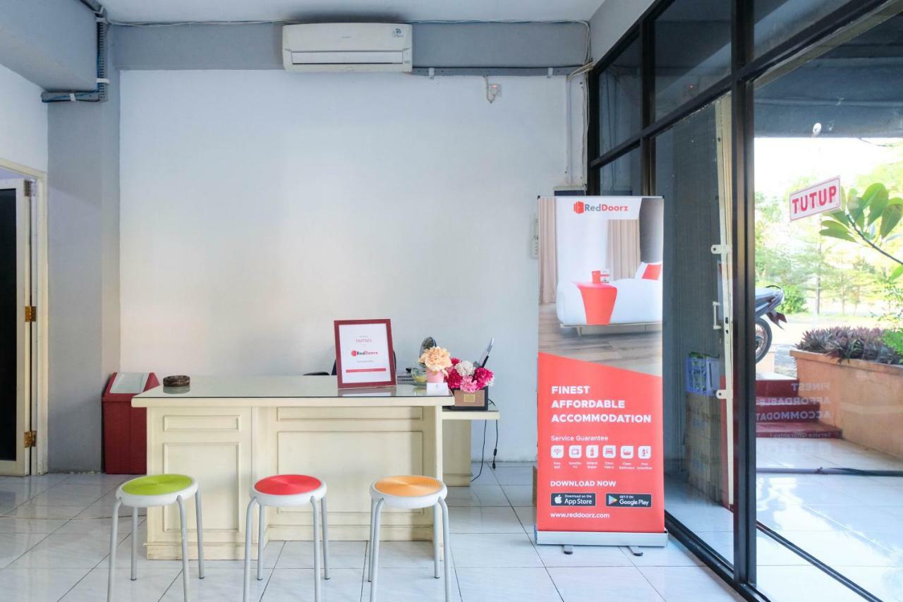 Reddoorz Near Ahmad Yani Airport 3