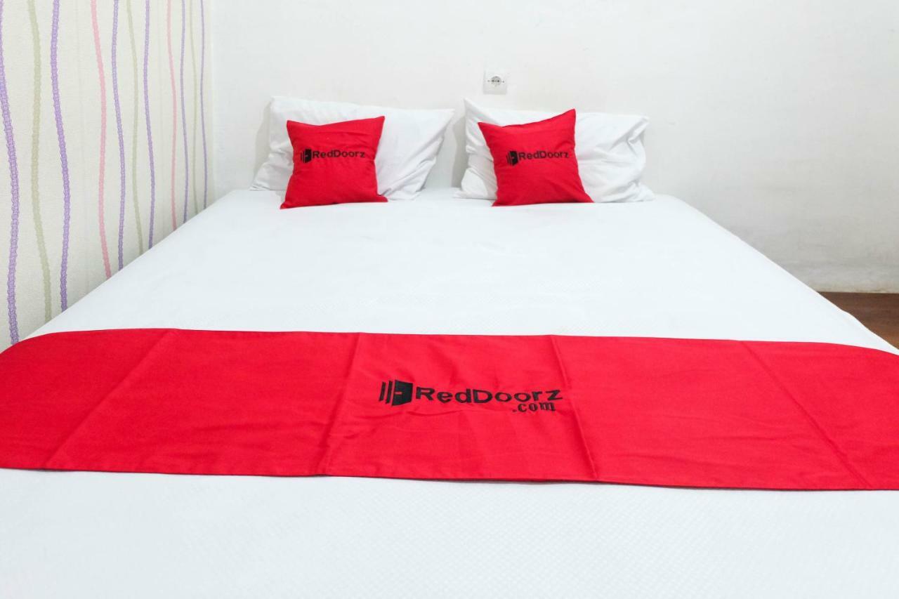 Reddoorz Near Ahmad Yani Airport 3 2* Semarang